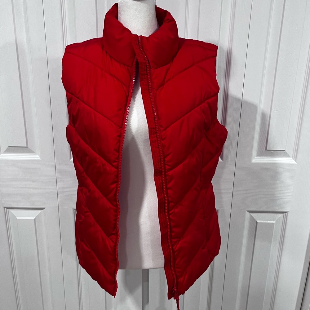 NWT Aeropostale Red Puffy Vest
